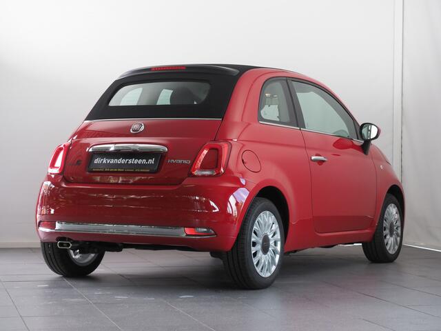 Fiat 500 1.0 Hybrid Dolcevita Cabrio | Apple CarPlay/ Android Auto | Parkeersensoren Achter | Climate Control | DAB |