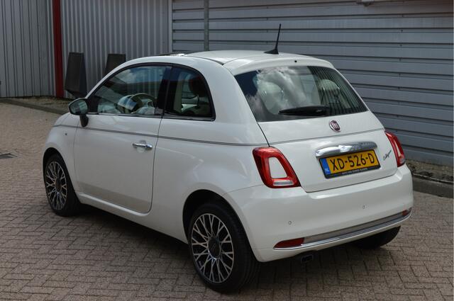 Fiat 500 0.9 TwinAir Turbo Collezione O.a: Pano, PDC, Clima, Carplay, DAB, Cruise, Etc. All-in prijs!