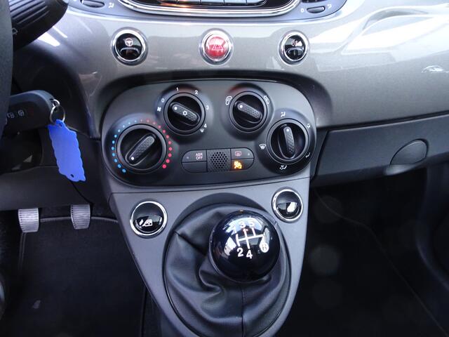Fiat 500 1.2 Lounge Airco, cruise controle, panorama dak, licht metalen velgen, enz.