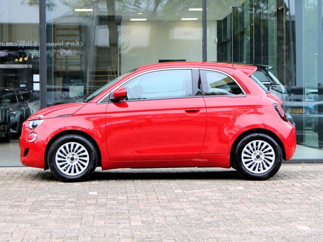 Fiat 500 RED 24 kWh | Navi / Carplay / Climate