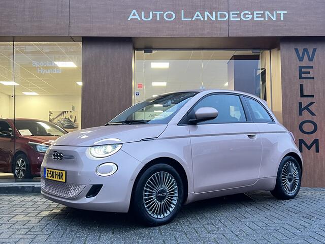 Fiat 500 Icon 42 kWh | Apple/ android carplay | Camera | NAV | Cruise control | Stoelverwarming | Keyless