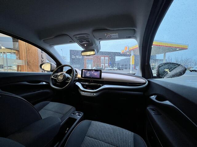 Fiat 500 Icon 42 kWh | Apple/ android carplay | Camera | NAV | Cruise control | Stoelverwarming | Keyless