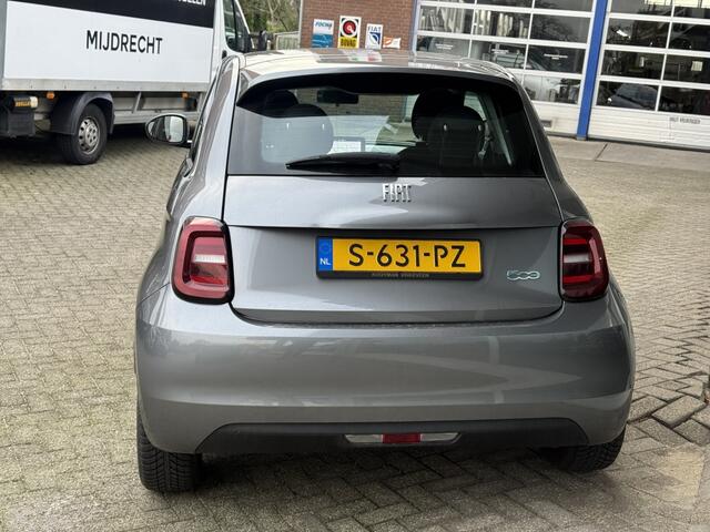 Fiat 500 Icon | carplay | lm velgen |