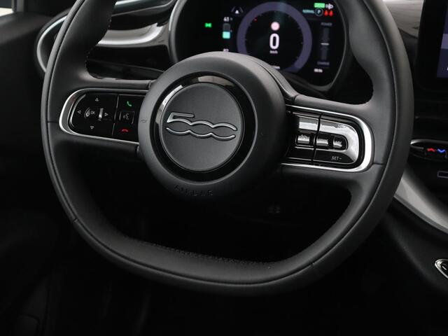 Fiat 500 3+1 Icon 42kWh | 3 Fase | Stoelverwarming | Camera | Carplay | Navigatie | Cruise control | Climate control | Bluetooth