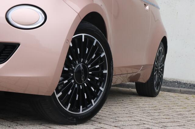 Fiat 500 3+1 La Prima 42 kWh | Pack Winter | Navi | 17"