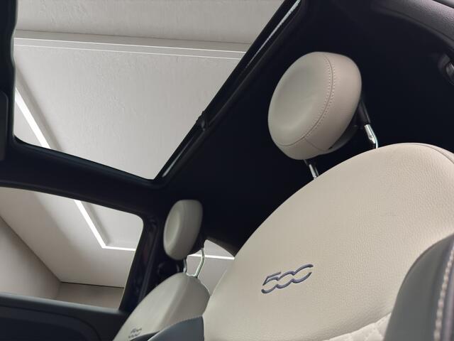 Fiat 500 1.0 Hybrid Dolcevita 2023 BLAUW | Panoramadak | Apple CarPlay