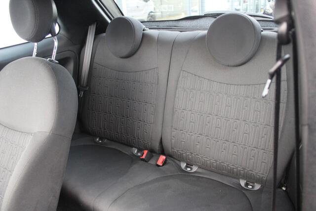 Fiat 500 1.0 Hybrid Apple carplay/ Android auto l 15" velgen l Airco l Cruise control