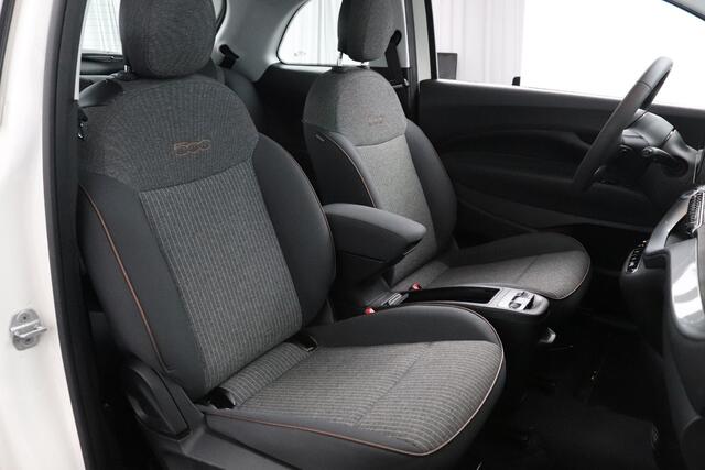 Fiat 500 Icon 42 kWh |1e Eigenaar| Fietshaak | Panoramadak | Pack Winter |