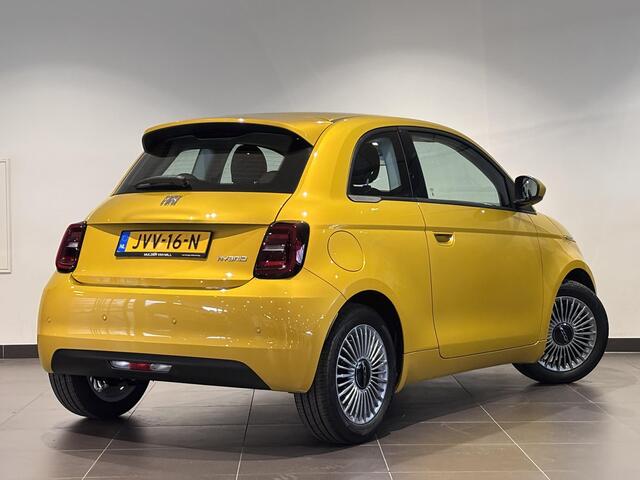 Fiat 500 Torino 1.0 Hybrid | 8 JAAR GARANTIE!| FULL LED | APPLE CARPLAY / ANDROID AUTO | KEYLESS | CAMERA | ISOFIX |
