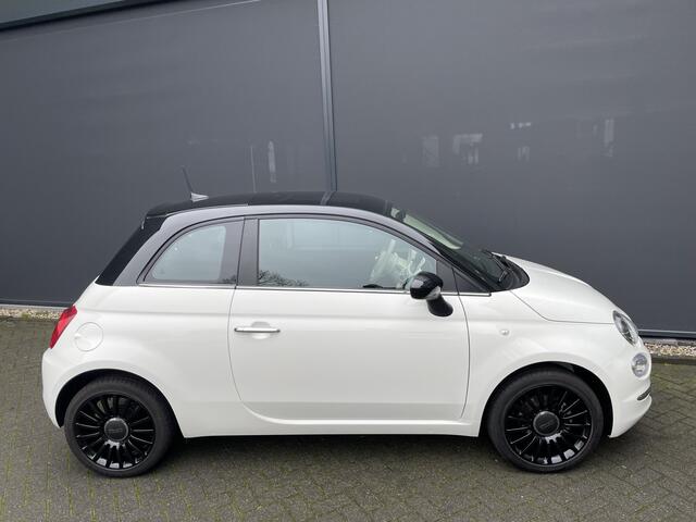 Fiat 500 1.0 GSE Hybrid Dolcevita Bi-colore Airco - Apple carplay - Cruise control - Panoramadak - Parkeersensoren achter - Licht metalen velgen 16 inch - Bluetooth - Mistlampen voor - All season banden - Navigatiesysteem - Stuur kunstleder - Stuur multifunctionee