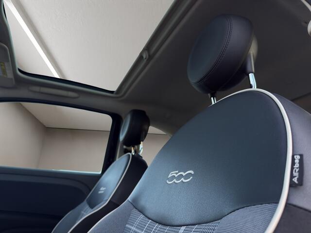 Fiat 500 1.2 Lounge 2019 ZWART | Panoramadak | Apple CarPlay | Benzine |