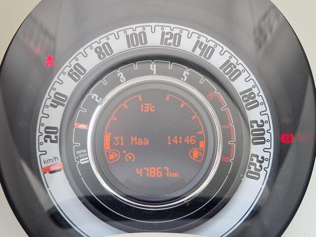 Fiat 500 1.0 Hybrid Lounge | Airco | Apple CarPlay / Android Auto navigatie | Bluetooth |