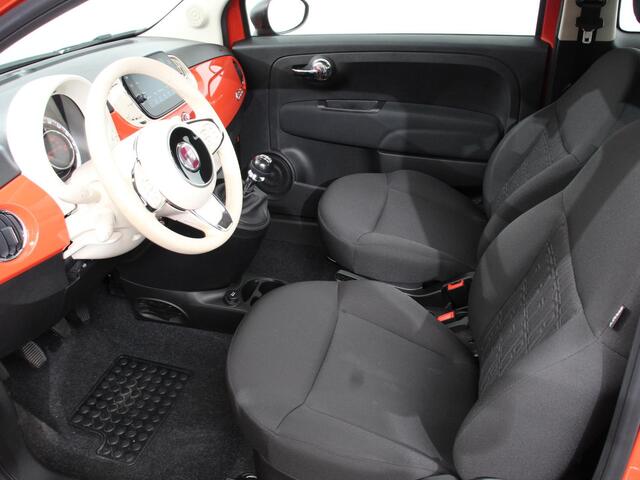Fiat 500 1.0 Hybrid Vita Comfort | Navigatie | Apple Carplay/Android Auto | Parkeer sensoren | Cruise Control | Airco
