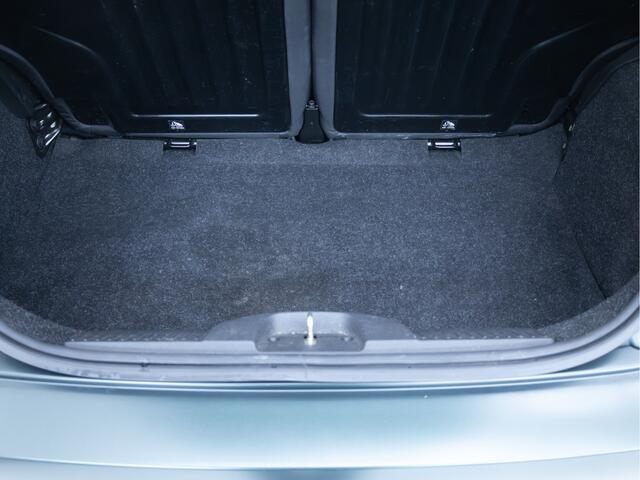 Fiat 500 1.0 Hybrid Sport Verde Portofino | 1/2 Leder/stof | Panodak | Led+ | Uconnect | Airco, Lederen MF stuurwiel, PDC achter, 16" velgen