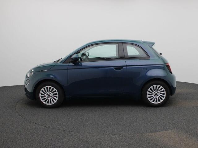 Fiat 500 500e 42 kWh Passion 119PK | Navigatie via Telefoon | Digital Cockpit | DC Snellader | Apple CarPlay & Android Auto