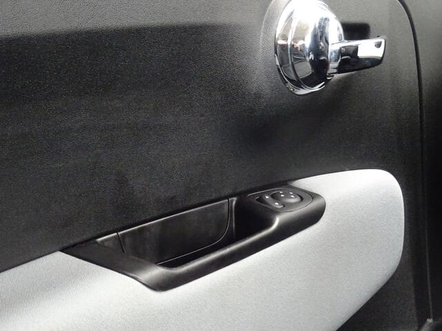 Fiat 500 0.9 TwinAir Turbo Popstar * PDC * 4 SEIZOENSBANDEN * CRUISE !!