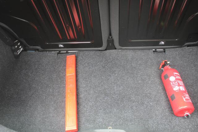 Fiat 500 1.0 Hybrid Cult Panoramadak l Parkeersensoren achter l Apple carplay/ Android auto