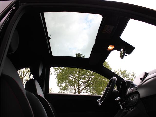Fiat 500 1.0 Hybrid Sport | Apple Carplay / Panoramadak / Climate