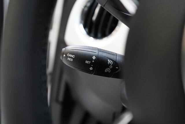 Fiat 500 1.0 Hybrid Dolcevita | Carplay | Climate control | Cruise control | Panoramadak