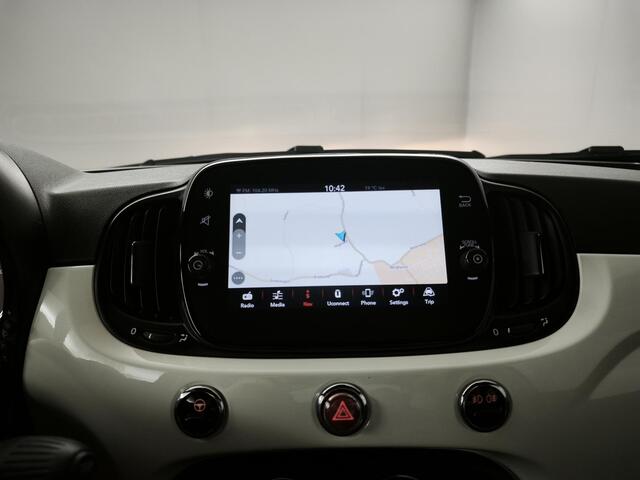 Fiat 500 1.0 Hybrid Dolcevita | Navigatie | Parkeersensoren | Climate Control | Cruise Control |