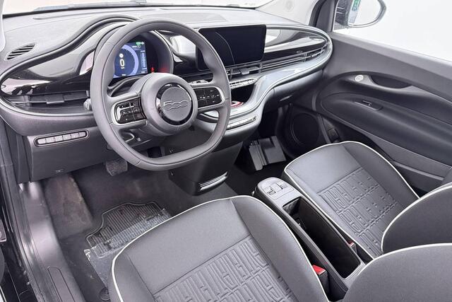 Fiat 500 Icon 24 kWh | BTW | Nieuw | CarPlay |