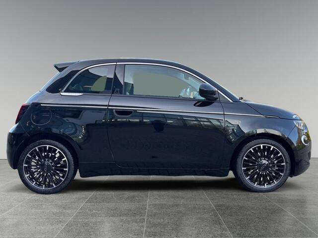Fiat 500 La Prima 1.0 Hybrid 65pk | 8 JAAR GARANTIE! | BEATS HIFI | SCHUIF/KANTELDAK | CAMERA | STOELVERW. | KEYLESS |