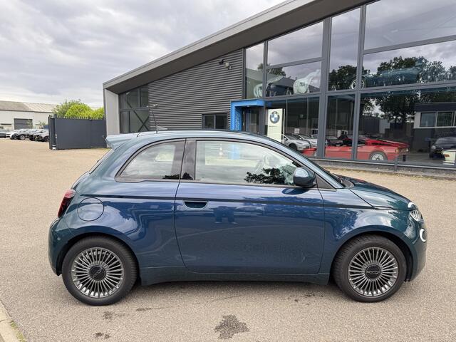 Fiat 500 RED 42 kWh SOH 92% | NAVIGATIE | AIRCO CLIMATE CONTROL | CRUISE CONTROL | DEALER ONDERHOUDEN