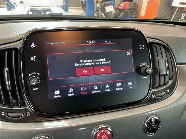 Fiat 500 1.0 70 pk Hybrid Cruise Control, Apple Carplay, Bluetooth, Parkeersensoren achter