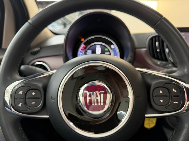 Fiat 500 0.9 TwinAir Turbo Star, 85Pk, 2019, Open panoramadak, Climate control, Parkeersensoren, parelmoer lak, 4 seizoenen banden, Bluetooth audio,