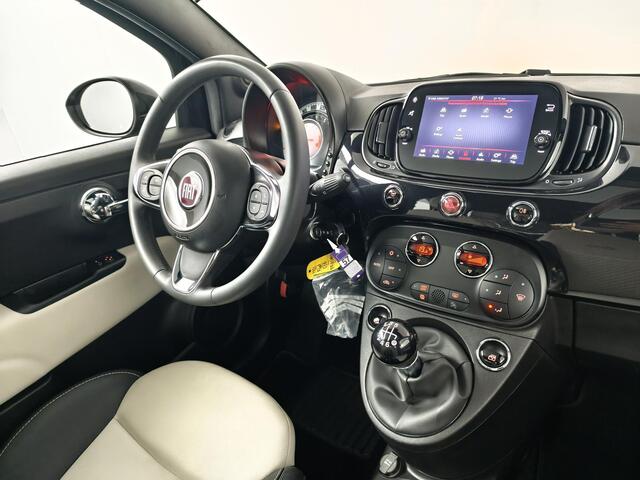 Fiat 500 1.0 Hybrid Dolcevita | Panoramadak | Climate control | Parkeersensor | Navigatie | AppleCarplay AndroidAuto |