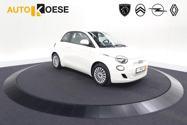 Fiat 500 Urban 42 kWh | SOH 96.8% | 3 Fase Laadfunctie | Camera | Apple Carplay | Parkeersensoren
