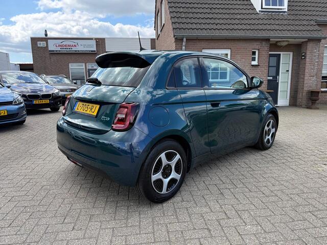 Fiat 500 3+1 Passion 42 kWh Navigatie LED Soh 91,3% Org. Nederlands