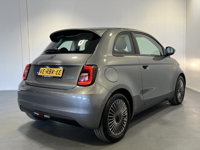 Fiat 500 Icon 42 kWh | Navigatie/Android/Apple Carplay | LM Velgen 16" | Cruise Control | DAB | Cruise Control | Airco |
