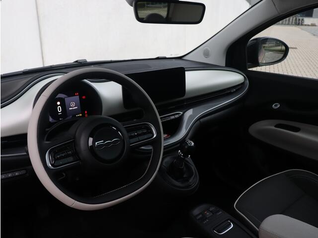 Fiat 500 1.0 Hybrid La Prima | Pano | Camera | Carplay