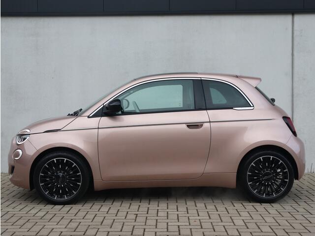Fiat 500 1.0 Hybrid La Prima | Pano | Camera | Carplay