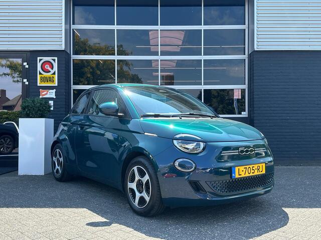 Fiat 500 3+1 Passion 42 kWh, Automaat, Navi, CarPlay, Cruise, Bluetooth, NAP, SOH 91.3%