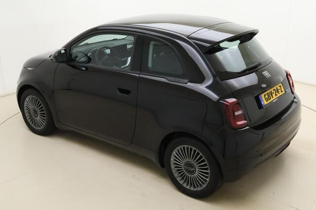 Fiat 500 Icon 42 kWh | Navigatie | Cruise Control | Parkeer Sensoren | Lichtmetalen Wielen