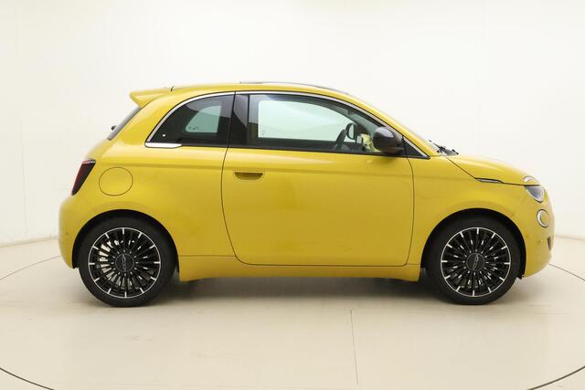 Fiat 500 La Prima 42 kWh | Glazen dak | Camera | Cruise control | La Prima uitvoering