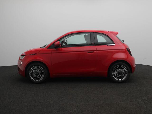 Fiat 500 1.0 Hybrid Torino Launch Edition | Carplay | CLimate Control | Parkeersensoren | 16" Velgen | Direct leverbaar!!