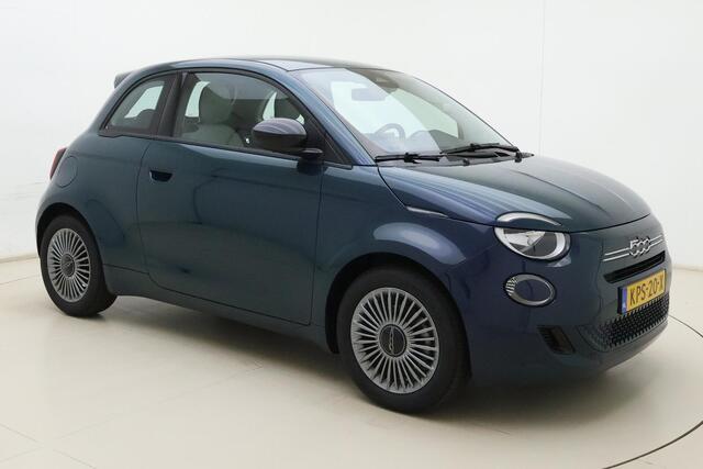 Fiat 500 1.0 Hybrid Icon | DEMO | Cruise control | Parkeersensoren | Hybride | Climate control