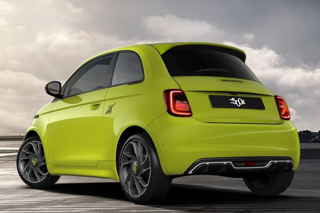 Fiat 500 ABARTH Turismo 42 kWh | Leder | Sportstoelen | 18" Velgen