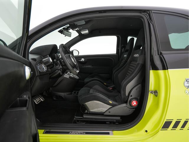 Fiat 500 ABARTH 1.4 T-Jet Competizione 70th Anniversary (INCL.BTW) Aut. *AKRAPOVIC | RECARO-SPORTSEATS | XENON | CARBON | SHIFTPADDLES | DIGI-COCKPIT | DAB+ | ECC | PDC | CRUISE | 17''ALU*