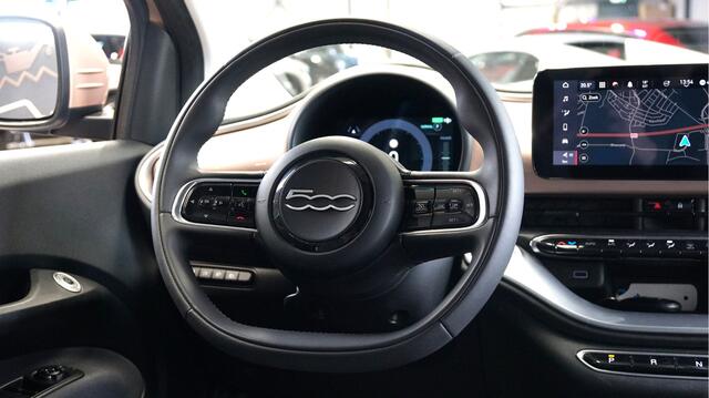 Fiat 500C Icon 42 kWh NAVI KLEUR + CABRIODAK ELEKTRISCH + CLIMA + CRUISE + LANE ASSIST + NAVI GROOT SCHERM + APPLE CARPLAY/ANDROID AUTO + BLUETOOTH + KEYLESS ENTRY&GO + PARKSENSOREN + 16" LM-VELGEN!!