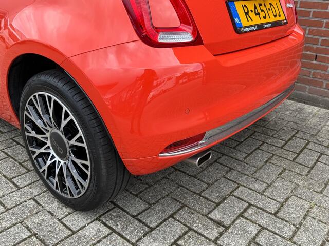 Fiat 500C 1.0 HYBRID DOLCEVITA NAVI CLIMA PDC CARPLAY CRUISE 16-LMV