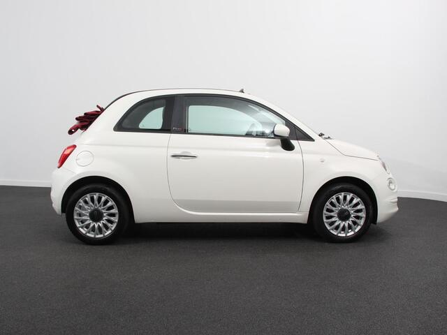 Fiat 500C 1.2 Automaat Lounge Navigatie Apple Carplay/Android Auto Cruise Control Airco Dab Parkeersensoren Achter Lichtmetalen Velgen