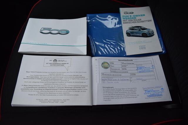 Fiat 500C RED 24 kWh Virt cockpit/Cam/Nav/Ecc/Lmv