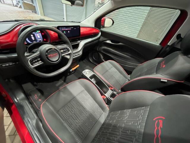 Fiat 500C RED 42 kWh | Stoelverwarming | Keyless | Android | Draadloze Telefoonlader