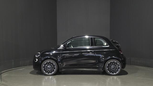 Fiat 500C La Prima 42 kWh | Camera | Stoelverwarming | Carplay