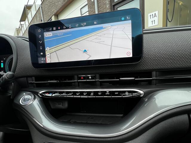 Fiat 500C La Prima 42 kWh Automaat Cabriolet / Incl BTW / 120 PK / Apple CarPlay / Achteruitrijd Camera / Navigatie / 17" LM Velgen / Leder Int / LED / 1e Eigenaar!