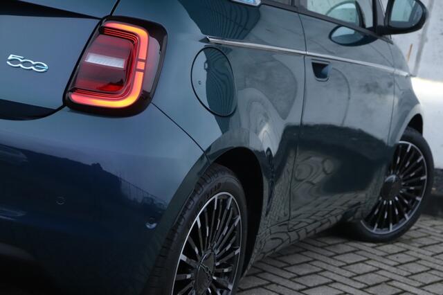 Fiat 500C La Prima 42 kWh | Technology | Navi | Camera | 17"